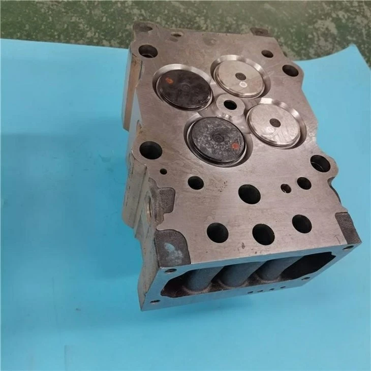 Cummins Cylinder Head Assembly 3811985 3646323 suppliers