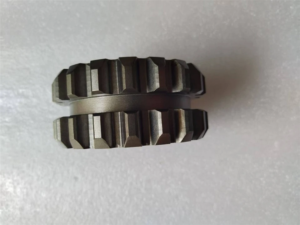 AZ2210040210 Sinotruk Truck Gearbox Parts Transmission Parts Spindle Sleeve suppliers