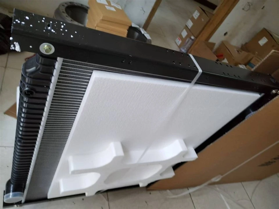 Sinotruk HAOHAN 4X2 Cargo Truck Radiator Assembly Engine Cooling Truck Spare Parts WG9525531461 manufacturers