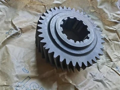 Drive Gear Of The Transmission Auxiliary Box 12JSDX240T-1707030